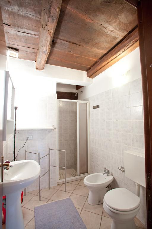 -Ortaflats- Appartamenti Imbarcadero & Palazzotto Orta San Giulio Værelse billede