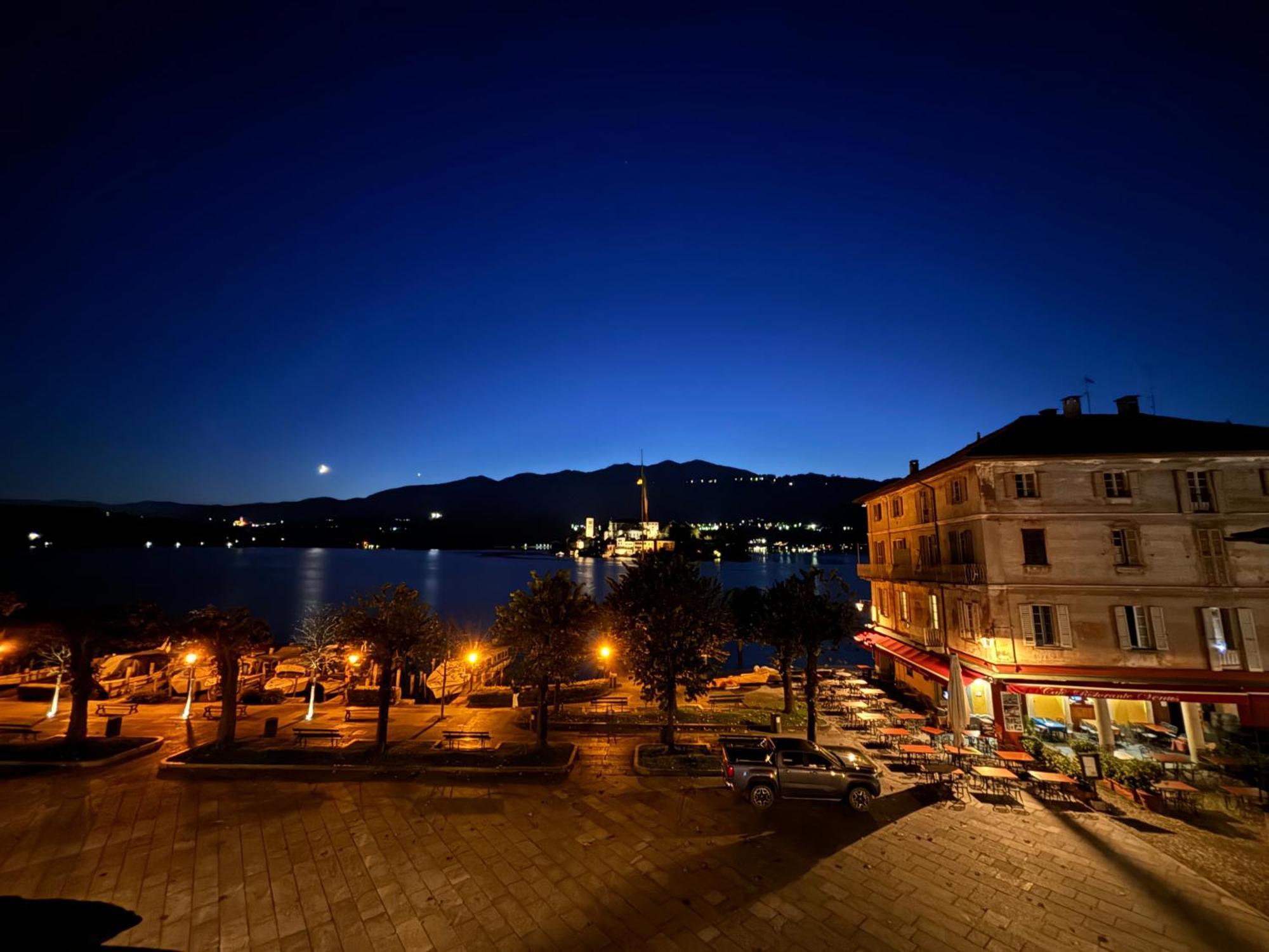 -Ortaflats- Appartamenti Imbarcadero & Palazzotto Orta San Giulio Eksteriør billede