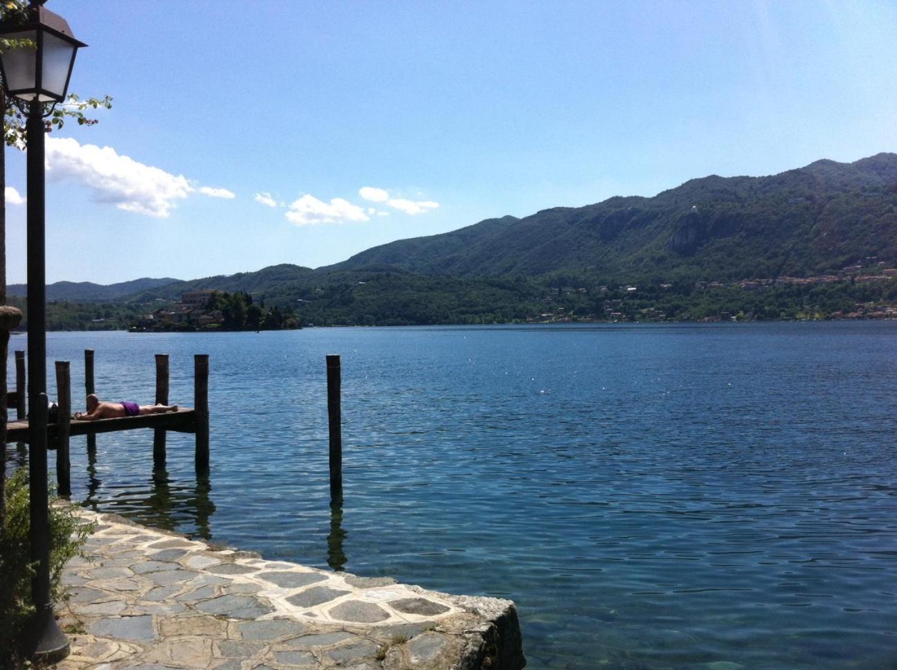 -Ortaflats- Appartamenti Imbarcadero & Palazzotto Orta San Giulio Eksteriør billede