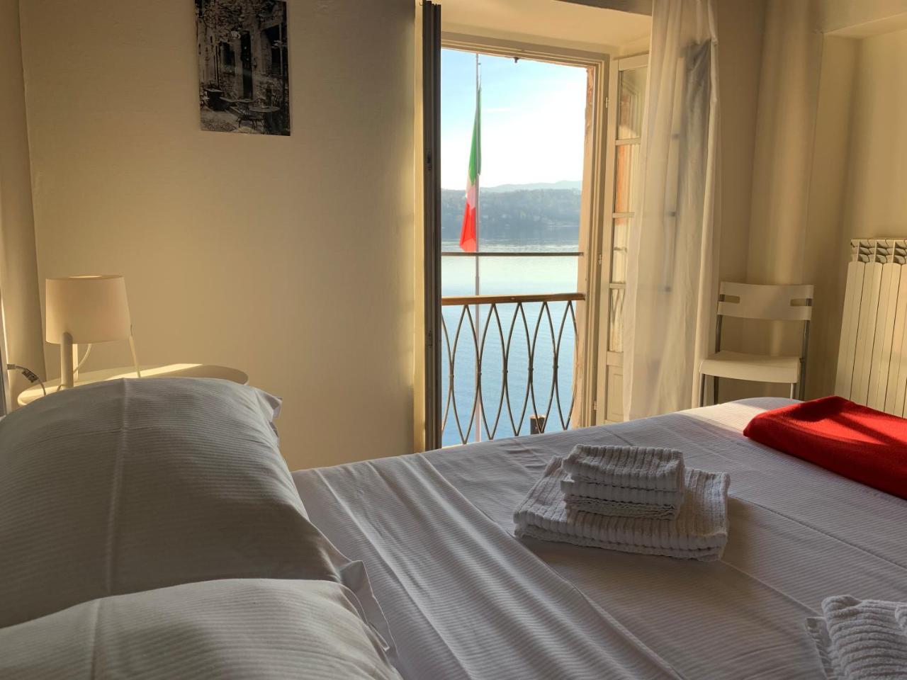 -Ortaflats- Appartamenti Imbarcadero & Palazzotto Orta San Giulio Eksteriør billede